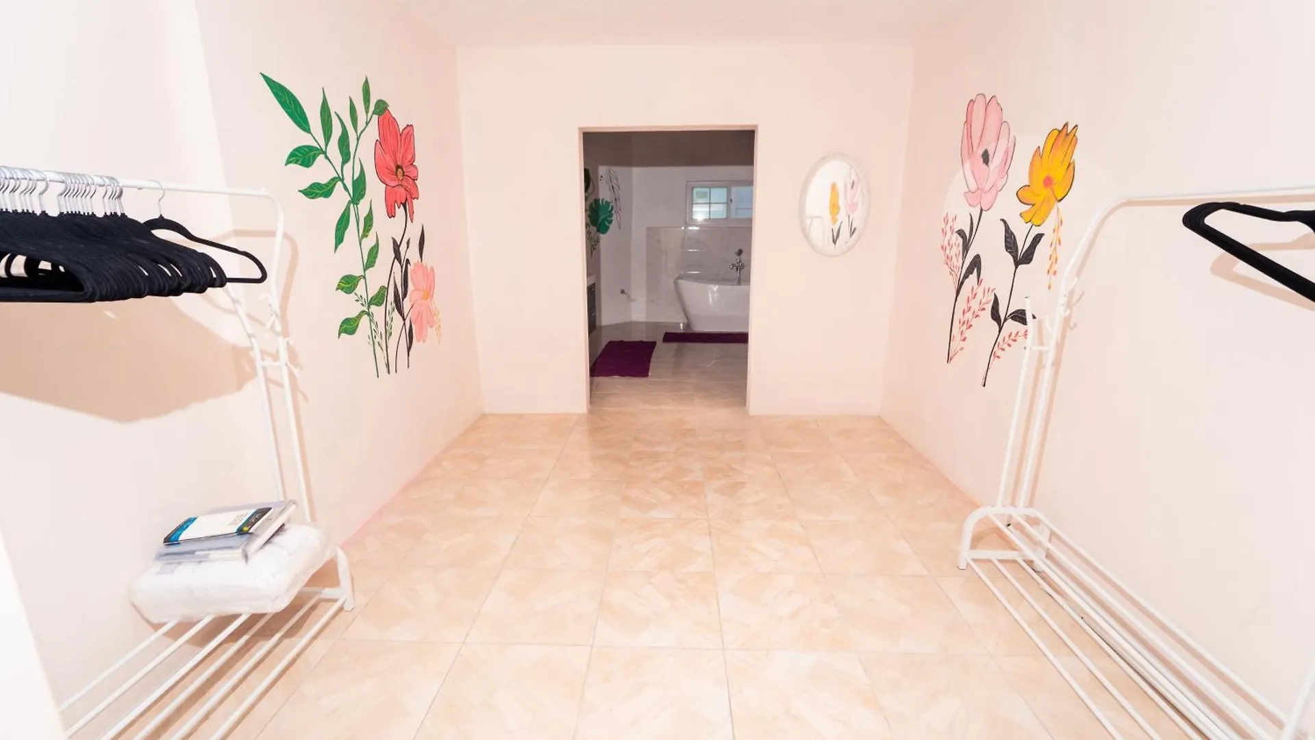 Belle Air Seaview : The Master Apartment Browns Town 0*,  Jamaica