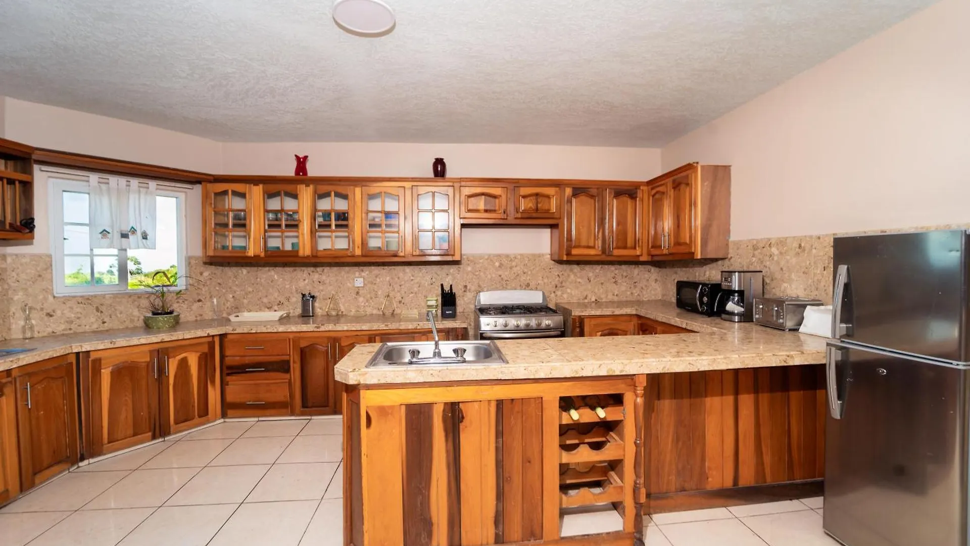 Homestay szállás Belle Air Seaview : The Master Apartman Browns Town Jamaica